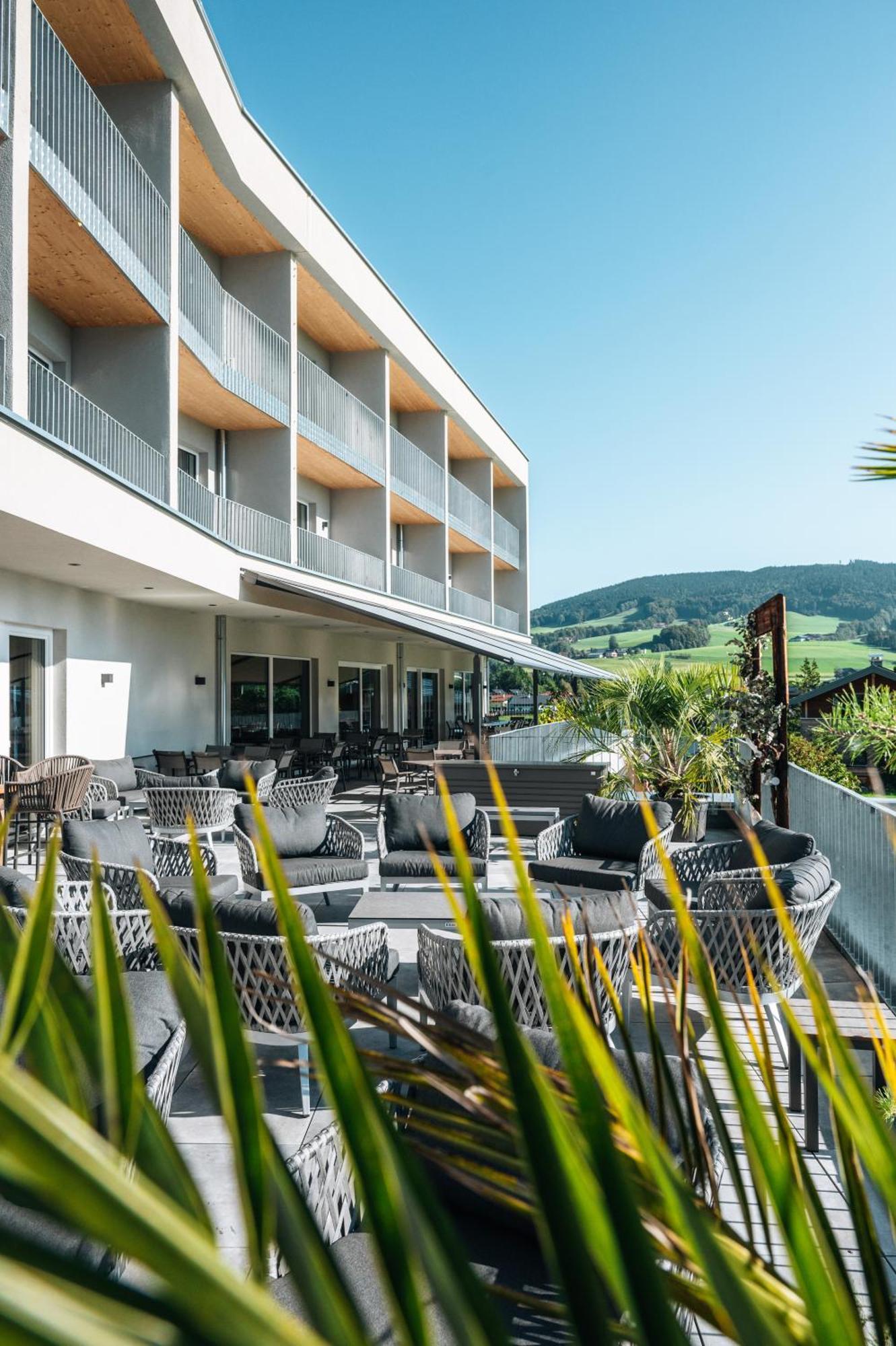 Landhotel Prielbauer Tiefgraben Bagian luar foto